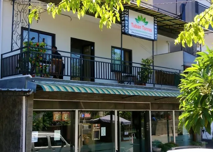 Oyo 734 Tuban Torres Accomodation