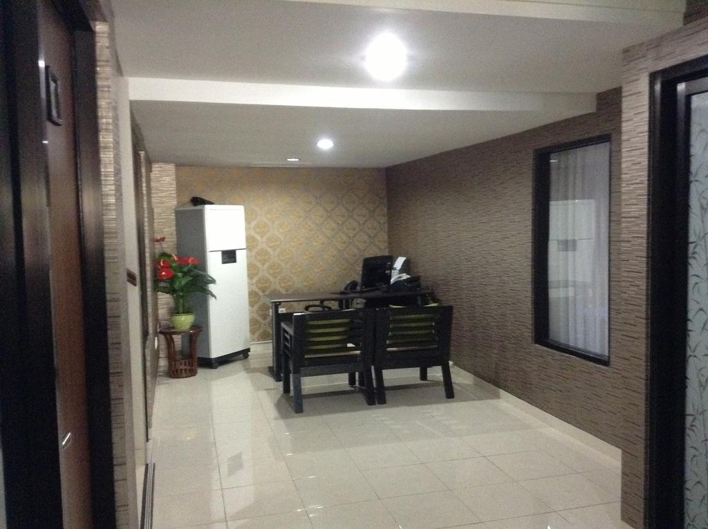 Wisma tamu Oyo 734 Tuban Torres 3*